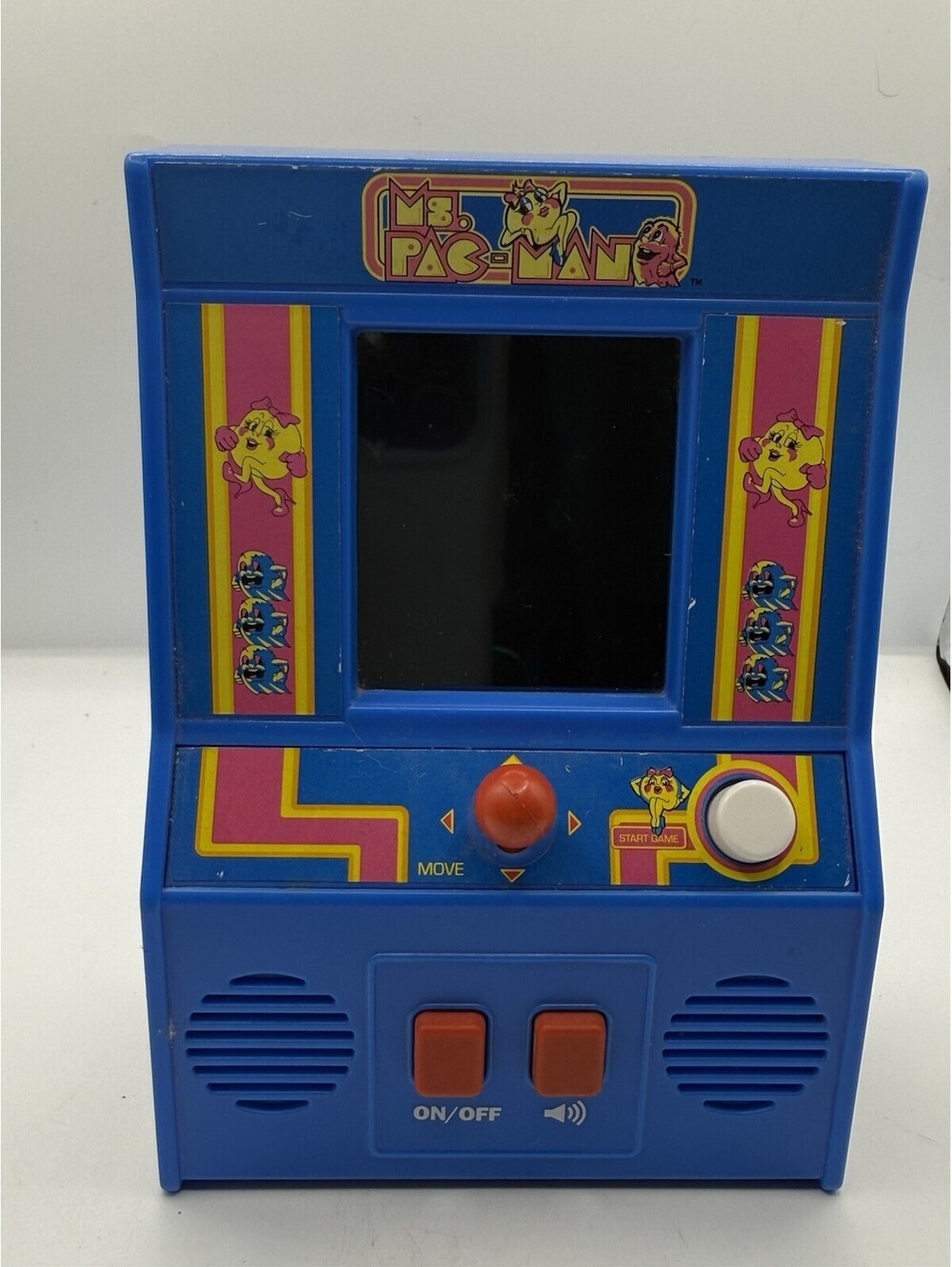 Basic Fun Arcade Classics - Ms Pac-Man Retro Mini Arcade Game